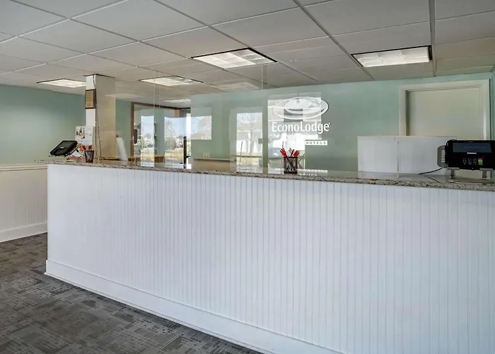 Beach hotel: Econo Lodge Inn & Suites Rehoboth Beach