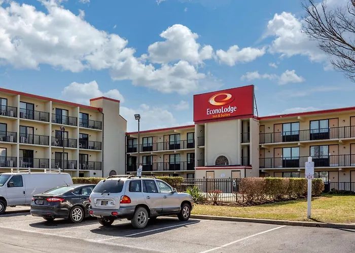 Beach hotel: Econo Lodge Inn & Suites Rehoboth Beach